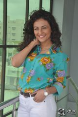 Seerat Kapoor at Run Raja Run Movie Press Meet